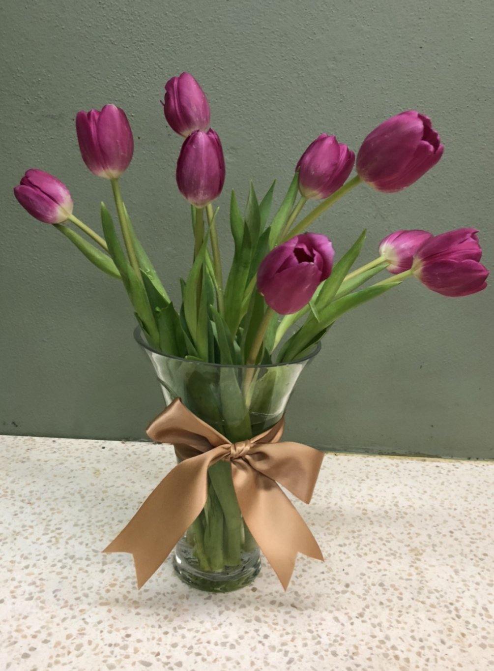 Tulips vase - Spring Hill Florist